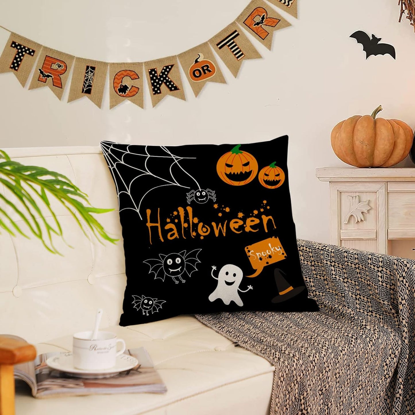 Set of 4 Halloween Fall Black Decorative Throw Pillows 